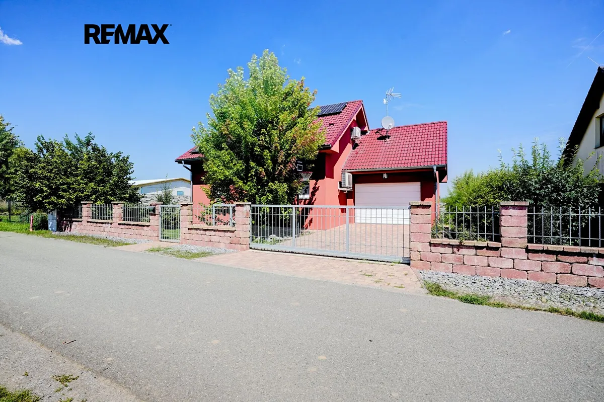 Prodej rodinného domu 116 m², pozemek 890 m²